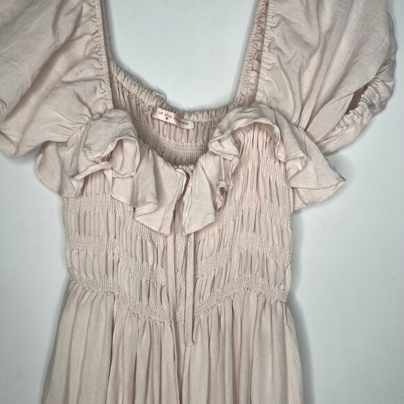 Eye of The Needle Boutique Beige Puff Sleeve Midi Dress Size Medium - Picture 5 of 7